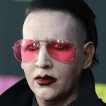 Download Mario Marilyn-Manson (SMB1 Hack) (NES)